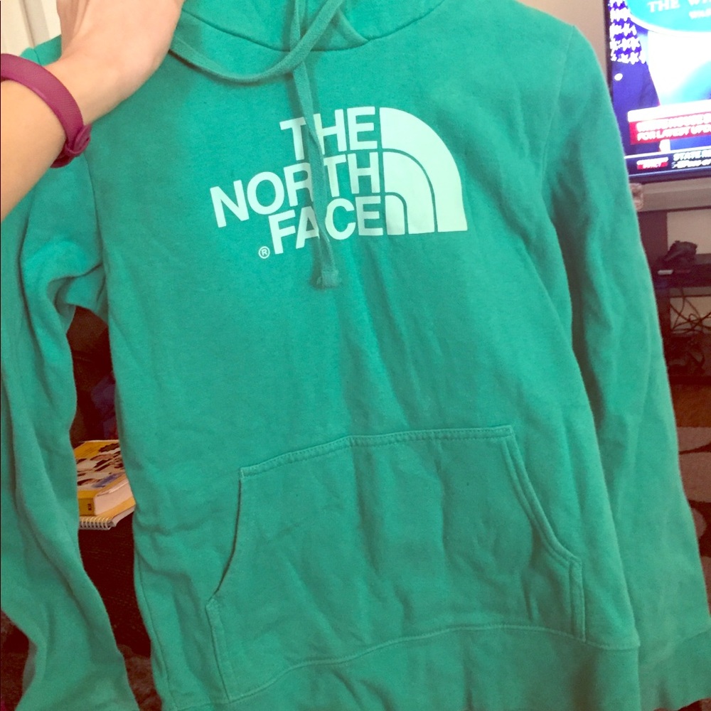 XS North Face Sweatshirt